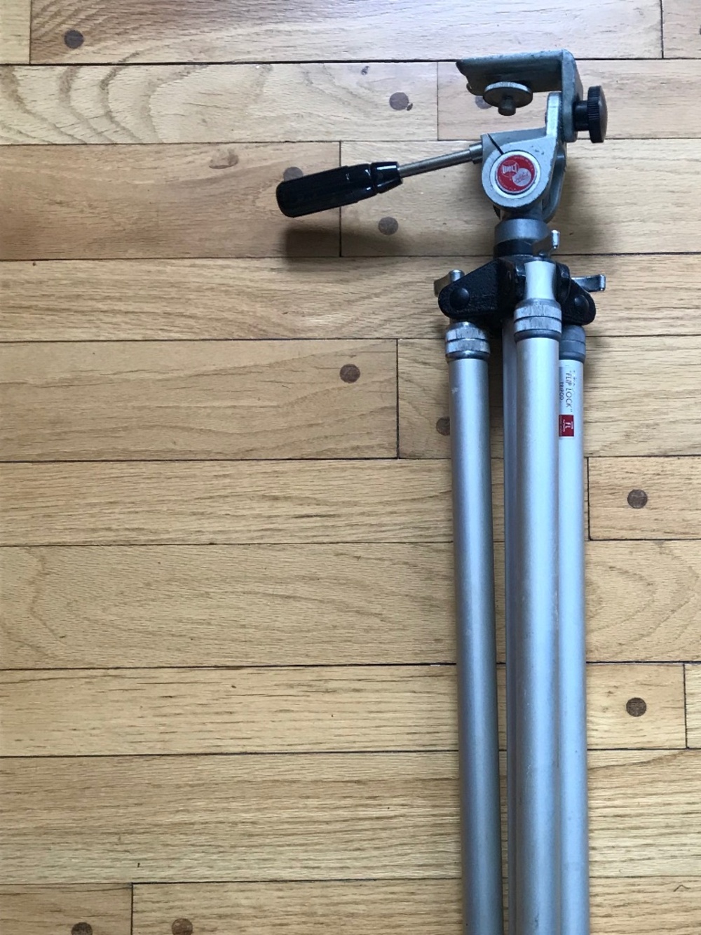 Vintage WELT Safe Lock Camera Tripod Model FL - FlipLock Legs - All Adjustable